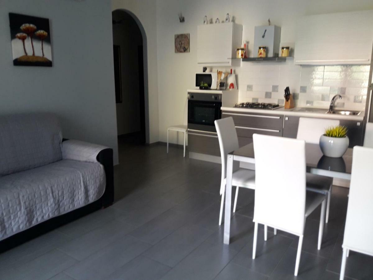 Lucrezia Apartment Valledoria Kültér fotó